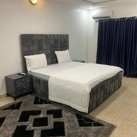 Weena Hotel & Resort Лаґос Екстер'єр фото